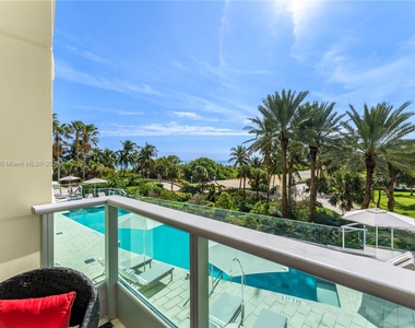 1455 Ocean Dr - Photo Thumbnail 18