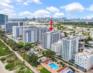 2401 Collins Ave - Photo Thumbnail 25