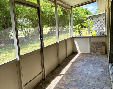 8009 Lagos De Campo Blvd - Photo Thumbnail 43