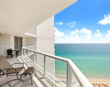 16425 Collins Ave - Photo Thumbnail 14