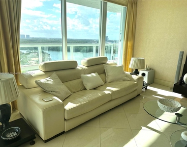 16500 Collins Ave - Photo Thumbnail 12