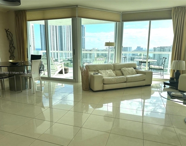 16500 Collins Ave - Photo Thumbnail 11