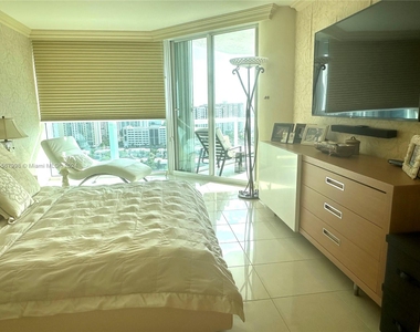 16500 Collins Ave - Photo Thumbnail 28