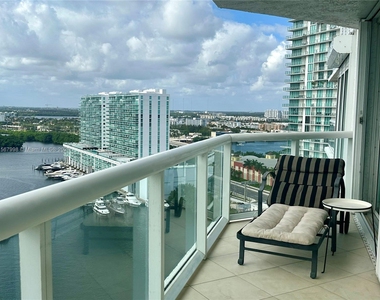 16500 Collins Ave - Photo Thumbnail 4