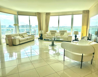 16500 Collins Ave - Photo Thumbnail 9