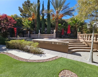 11388 Vernazza Court - Photo Thumbnail 22