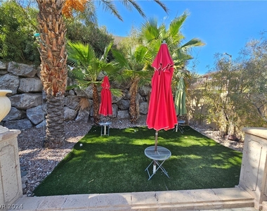 11388 Vernazza Court - Photo Thumbnail 25