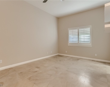 7408 Silver Palm Avenue - Photo Thumbnail 24