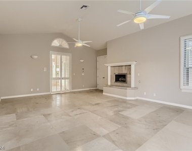 7408 Silver Palm Avenue - Photo Thumbnail 18