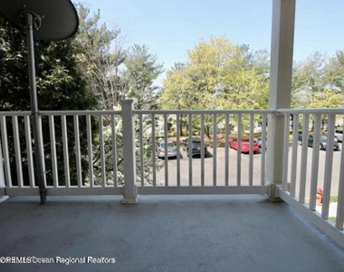 172 Tulip Lane - Photo Thumbnail 16