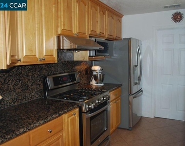 2118 San Rafael Ave - Photo Thumbnail 1