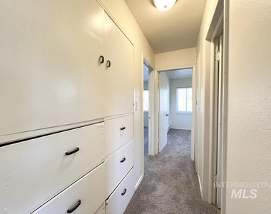 3326 W Nez Perce Street #4 - Photo Thumbnail 16