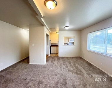 3326 W Nez Perce Street #3 - Photo Thumbnail 9