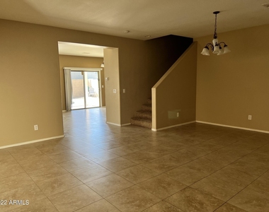 2323 W Tallgrass Trail - Photo Thumbnail 2