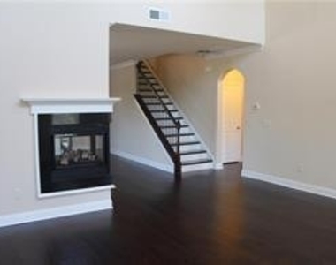 7910 Mimosa Circle - Photo Thumbnail 22