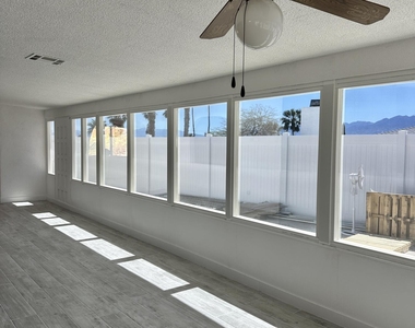 9831 Mesquite Avenue - Photo Thumbnail 20