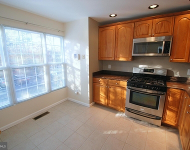 13500 Darter Court - Photo Thumbnail 5