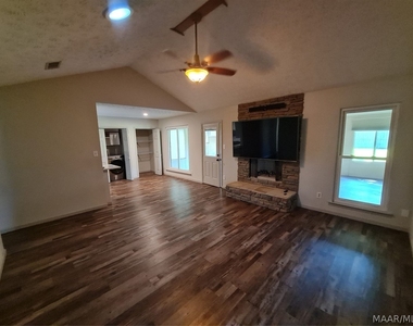 804 Winter Place - Photo Thumbnail 2