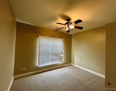 8824 Alderwood Way - Photo Thumbnail 29