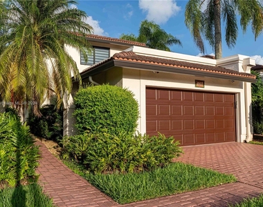 4957 Nw 93rd Doral Pl - Photo Thumbnail 0