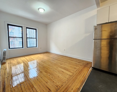 607 West 139th Street - Photo Thumbnail 2