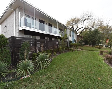 5124 Live Oak Street - Photo Thumbnail 10