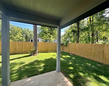 6103 Shawnee Drive - Photo Thumbnail 14