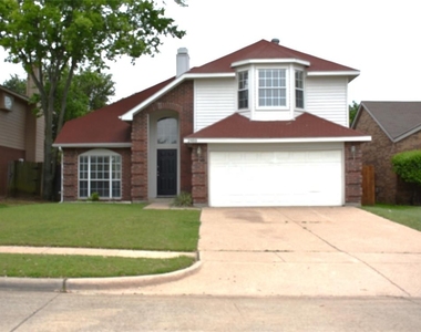 2935 Chanute Drive - Photo Thumbnail 1