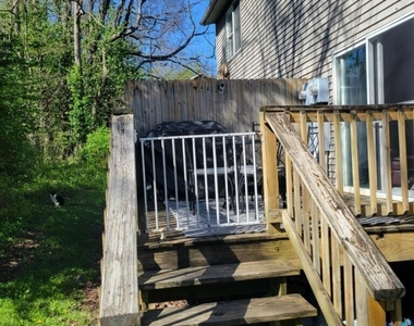 613 W Pine Lane - Photo Thumbnail 16