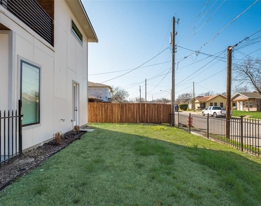 3609 Navaro Street - Photo Thumbnail 24