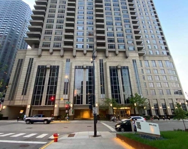 530 N Lake Shore Drive - Photo Thumbnail 0