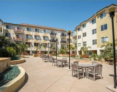 13200 Pacific Promenade - Photo Thumbnail 16