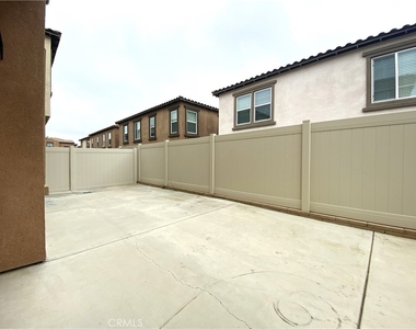 26268 Jasmine Avenue - Photo Thumbnail 19