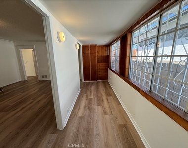 4037 W 63rd Street - Photo Thumbnail 19