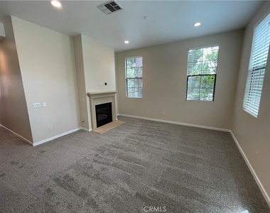 501 W Maple Avenue - Photo Thumbnail 23