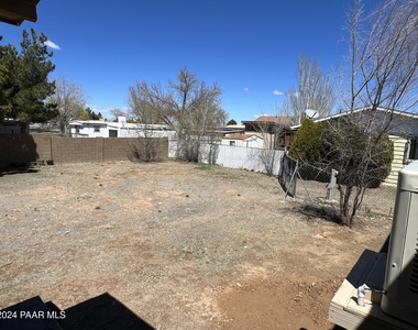 4800 N Socorro Drive - Photo Thumbnail 8