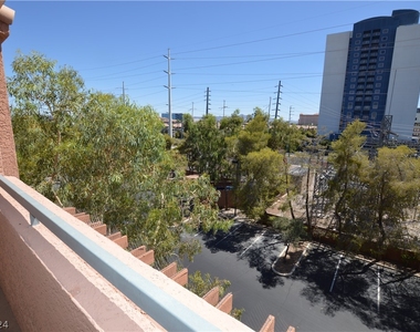 220 Flamingo Road - Photo Thumbnail 10