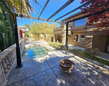 11388 Vernazza Court - Photo Thumbnail 26