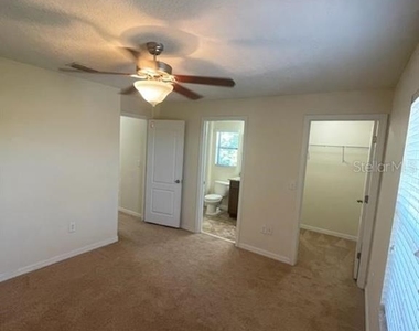 4300 Fennwood Ct - Photo Thumbnail 10