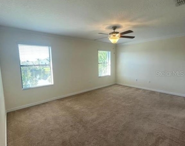 4300 Fennwood Ct - Photo Thumbnail 15