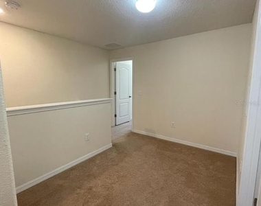 4300 Fennwood Ct - Photo Thumbnail 14