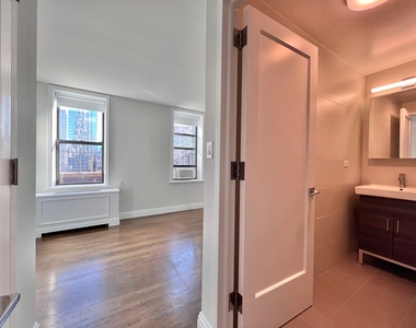 213 West 70th Street - Photo Thumbnail 10