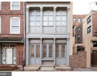 130 Arch St - Photo Thumbnail 0