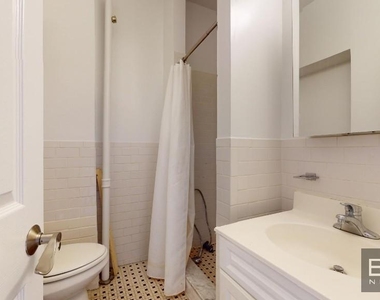 53 West 72nd Street - Photo Thumbnail 2