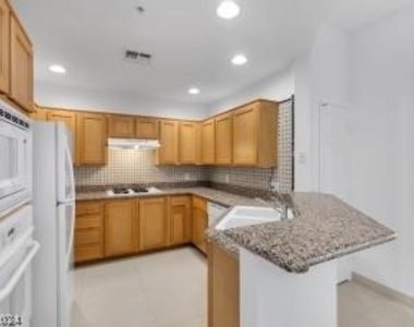 63 E Agate Avenue - Photo Thumbnail 19