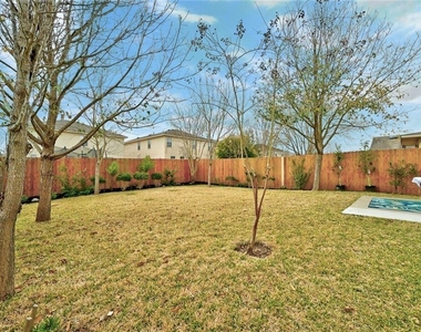 298 Jack Rabbit Ln - Photo Thumbnail 20