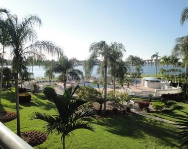 6061 Bahia Del Mar Circle - Photo Thumbnail 15