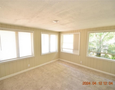 1220 E Crenshaw Street - Photo Thumbnail 12