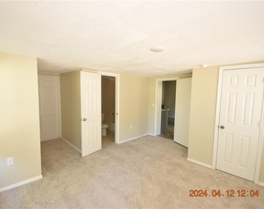 1220 E Crenshaw Street - Photo Thumbnail 14