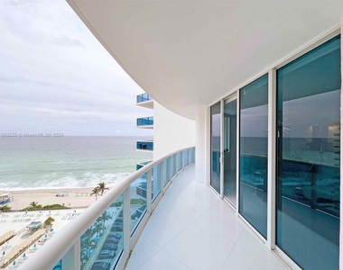 2711 S Ocean Dr - Photo Thumbnail 1